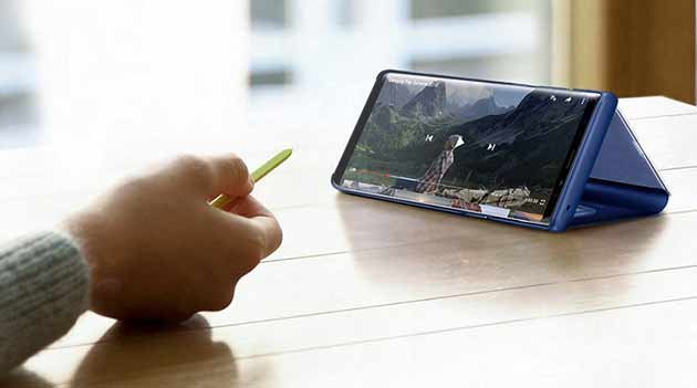 Un control remoto móvil: S Pen conectado a Galaxy Note 9 3 Un control remoto móvil: S Pen conectado a Galaxy Note 9