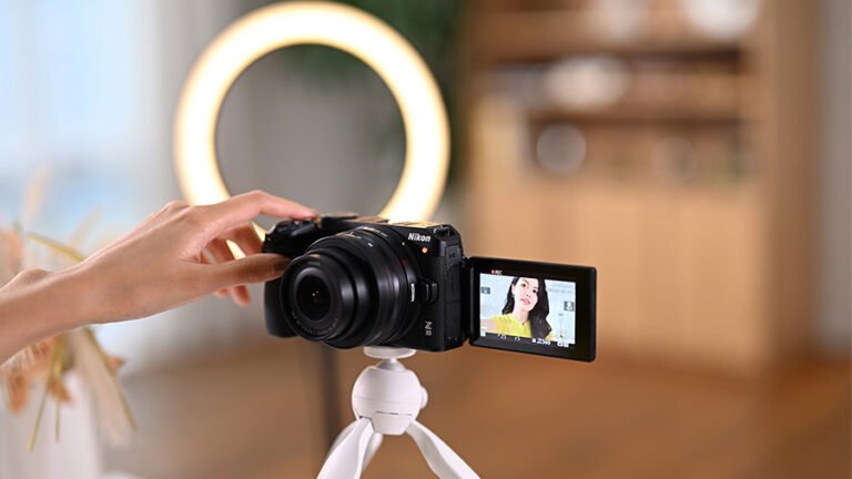 ¡Llega la Nikon Z 30 para creadores de contenido!