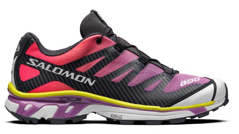 Salomon-lanza-Black-Edition-del-S-Lab-Phantasm-Advanced