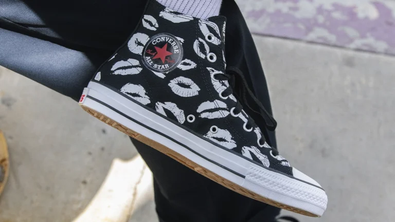 Converse homenajea al rock & roll de los 80s