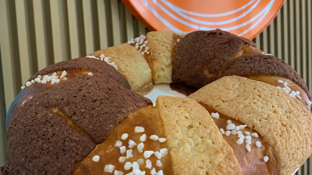 Rosca de masa madre de Dulzzo Pastelerí