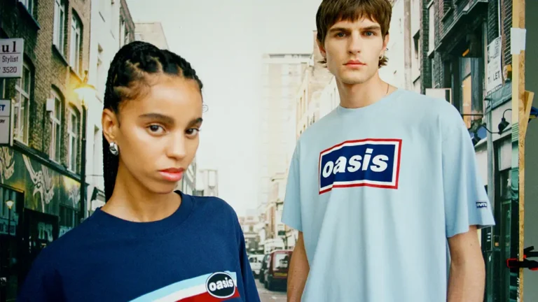 Levi’s® x Oasis ¿Ya conoces la colección? Ya conoces la colección Levi’s x Oasis