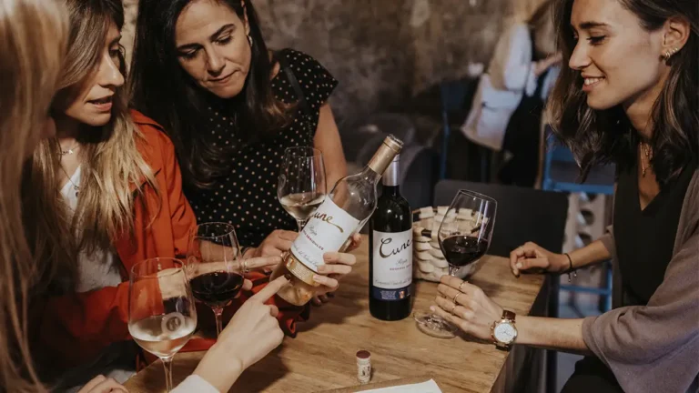 Astrología y vino: el brindis ideal para el 2026 Astrología y vino el brindis ideal para el 2026