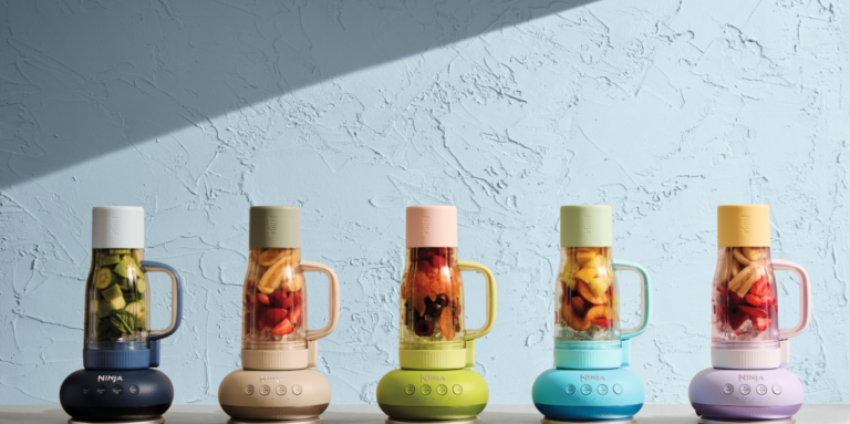 Ninja BlendBOSS prepara, bebe y lleva tu smoothie en un solo vaso sin derrames