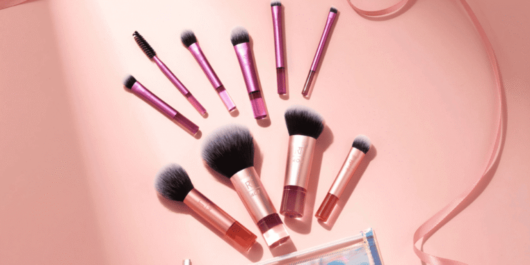Fantasy Mini Brush Set: maquillaje profesional y portátil Fantasy Mini Brush Set maquillaje profesional y portátil